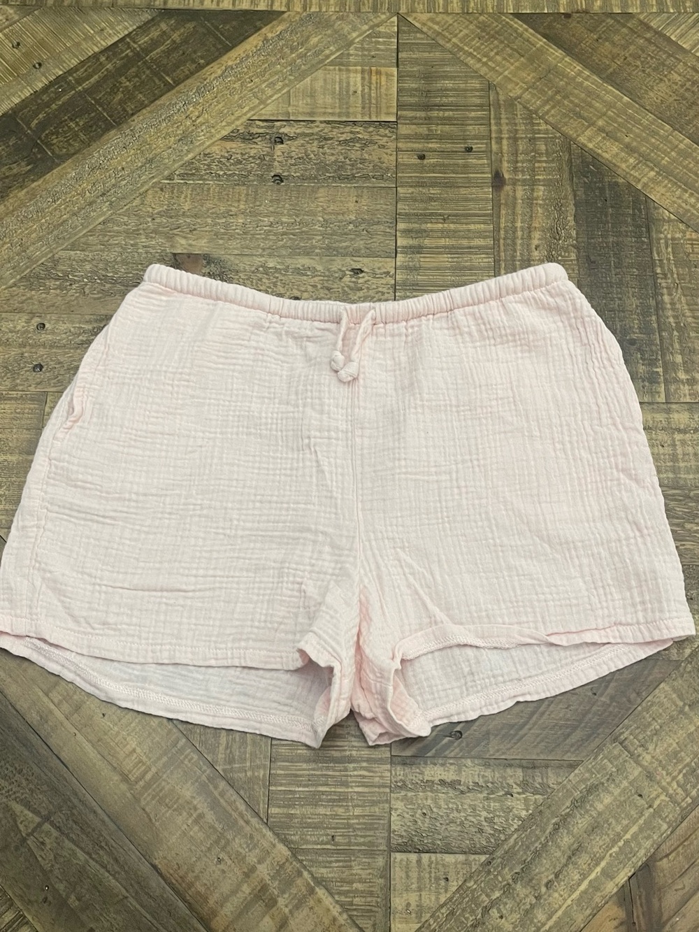 light pink cotton gauze pull-on lounge shorts